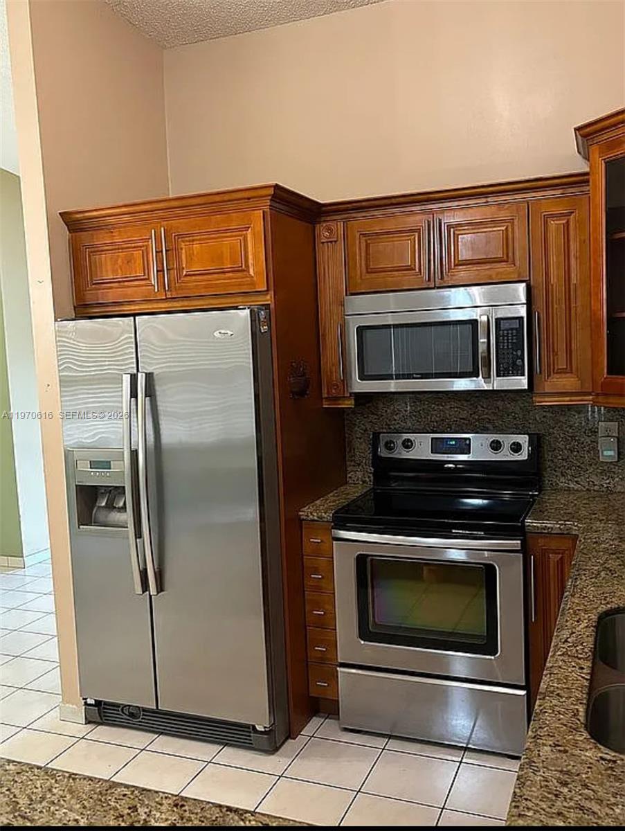 14642 Southwest 50th Terrace Miami, FL 33175 - Photo 9 of 31