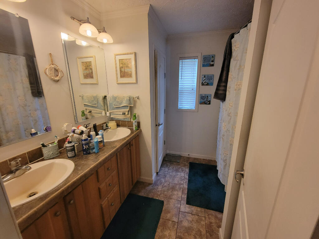 119 Fox Fire Road Wirtz, VA 24184 - Photo 21 of 33 20