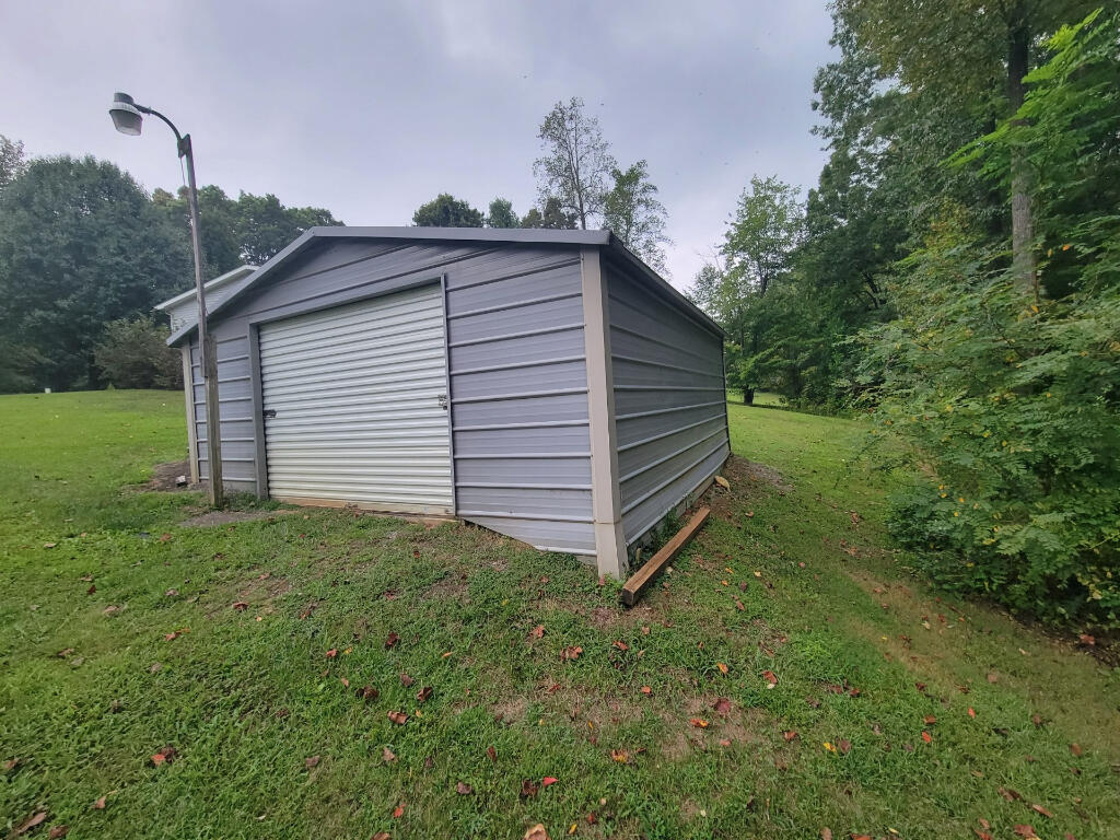 119 Fox Fire Road Wirtz, VA 24184 - Photo 25 of 33 24