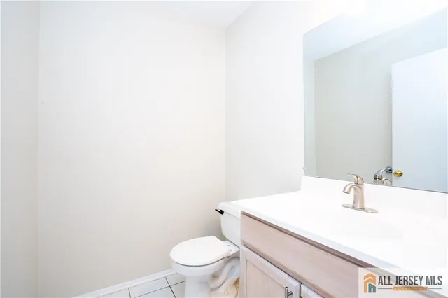 $595,000 | 179 Salem Road, North Brunswick, NJ 08902