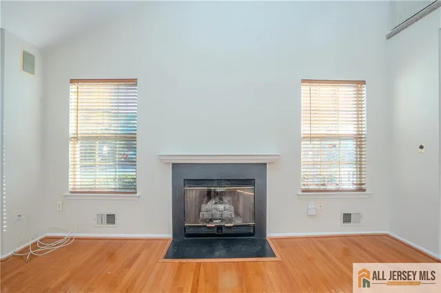 $595,000 | 179 Salem Road, North Brunswick, NJ 08902