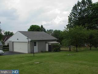 929 High Boulevard Reading, PA 19607 - Photo 5 of 6