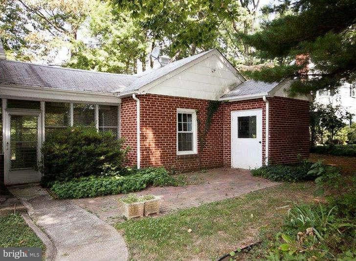 1305 Providence Road Baltimore, MD 21286 - Photo 28 of 30 Exterior (Rear) Breezeway Garage Patio