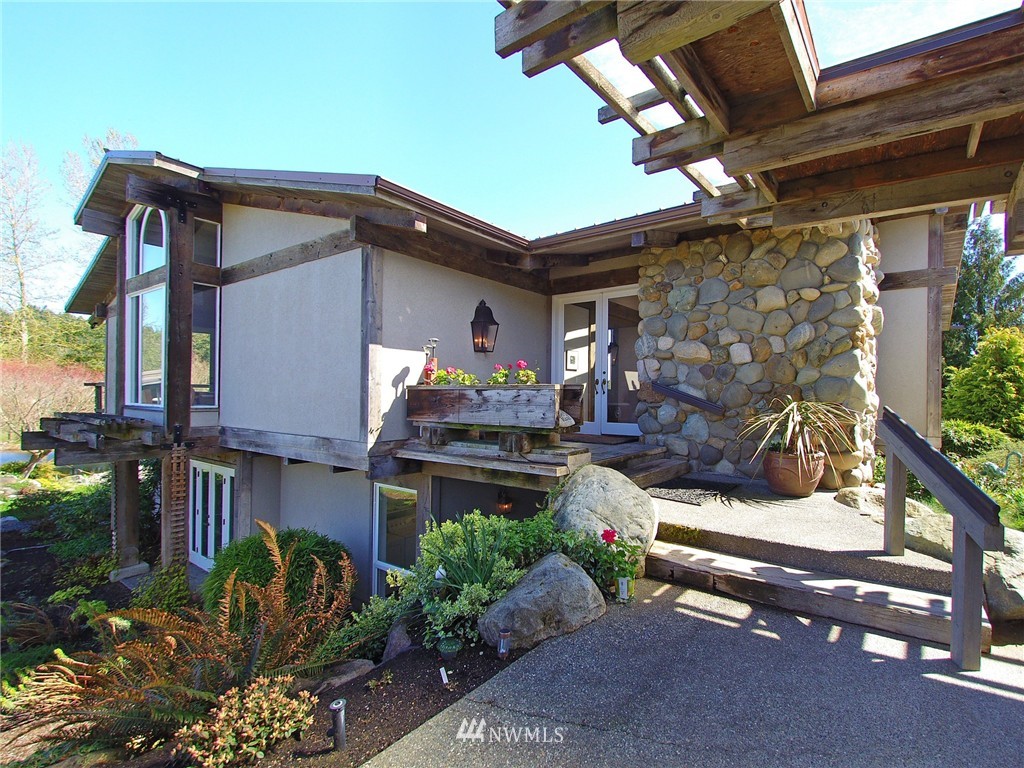 2104 Happy Valley Road Sequim, WA 98382 - Photo 5 of 22