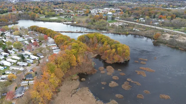 $250,000 | 121 Davis Lake Road, Lapeer, MI 48446