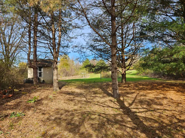 $250,000 | 121 Davis Lake Road, Lapeer, MI 48446