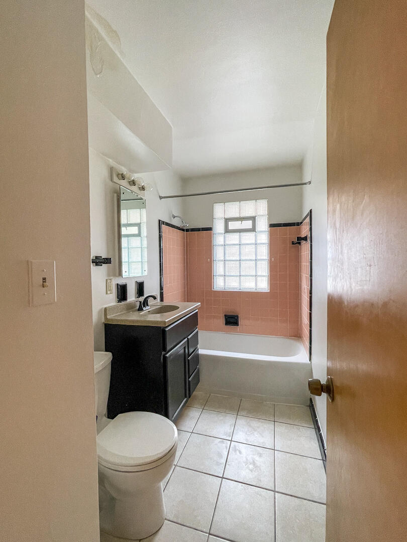 6920 West Center Street, Unit 1 Milwaukee, WI 53210 - Photo 16 of 26 Bathroom