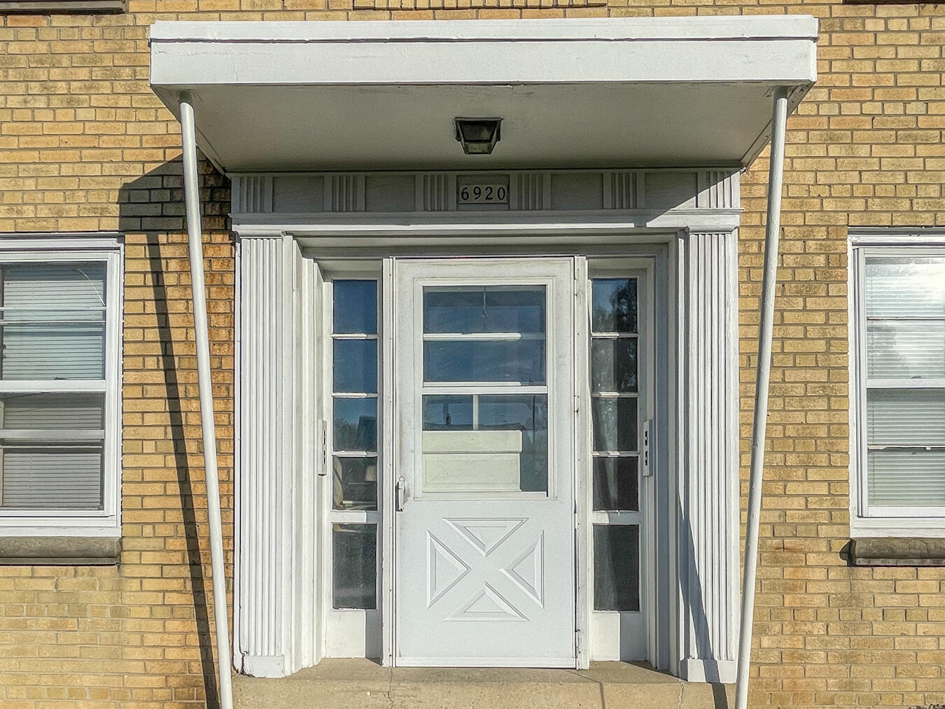 6920 West Center Street, Unit 1 Milwaukee, WI 53210 - Photo 2 of 26 Entrance