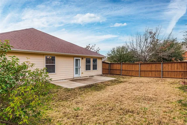 $305,000 | 4034 Heavenly Way, Heartland, TX 75126