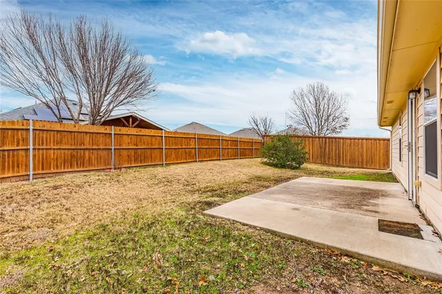 $305,000 | 4034 Heavenly Way, Heartland, TX 75126
