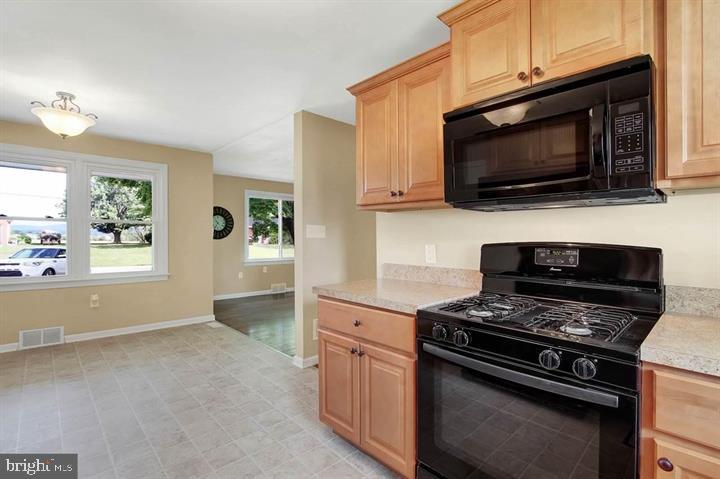 1630 Church Road York, PA 17408 - Photo 10 of 21