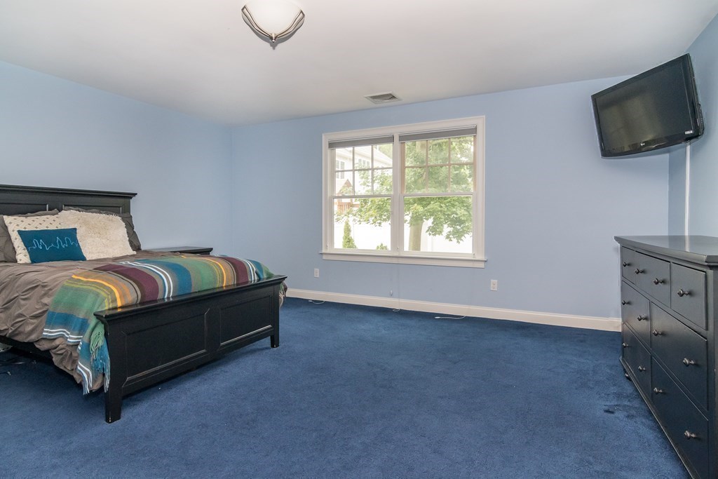 17 Glen Gary Road, Unit 17 Needham, MA 02494 - Photo 17 of 30