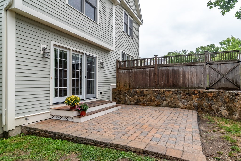17 Glen Gary Road, Unit 17 Needham, MA 02494 - Photo 27 of 30