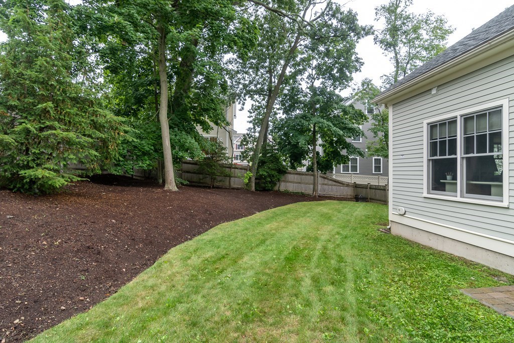 17 Glen Gary Road, Unit 17 Needham, MA 02494 - Photo 29 of 30