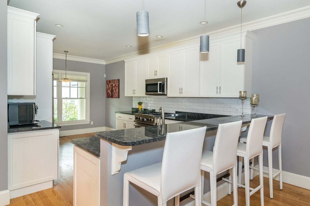 17 Glen Gary Road, Unit 17 Needham, MA 02494 - Photo 8 of 30
