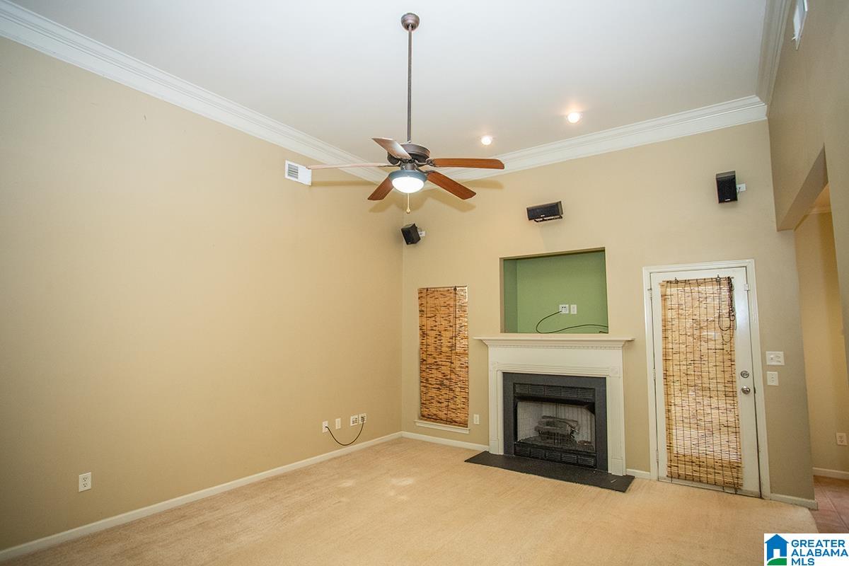 455 Summit Way Fultondale, AL 35068 - Photo 4 of 34
