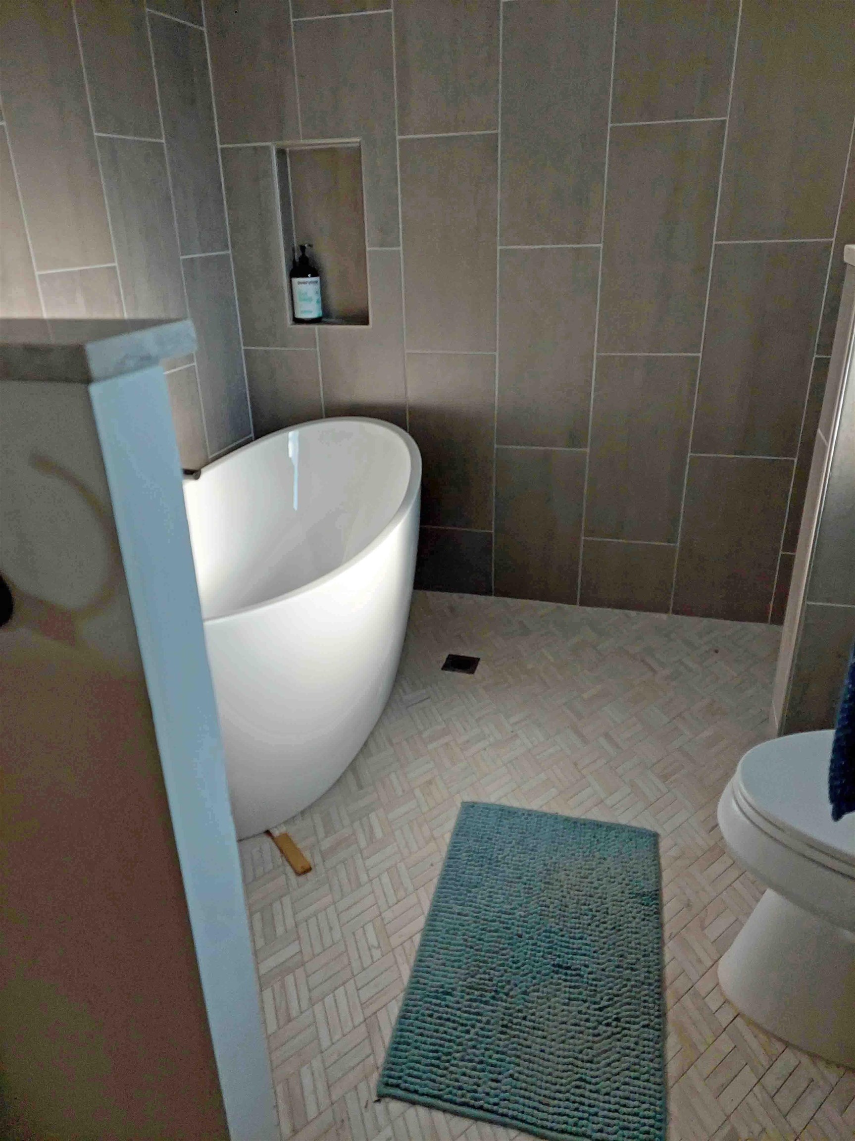 160 Ericson Road Memphis, TN 38018 - Photo 5 of 7 a bathroom with a sink and toilet