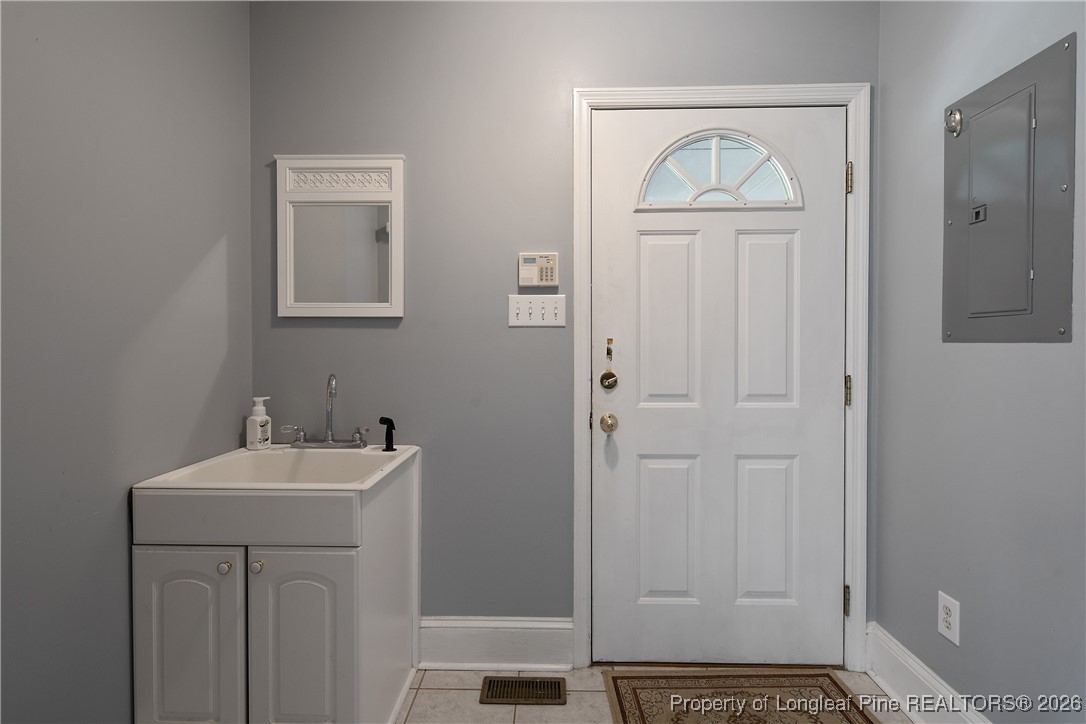 3641 Farmbrook Road Fayetteville, NC 28303 - Photo 12 of 50