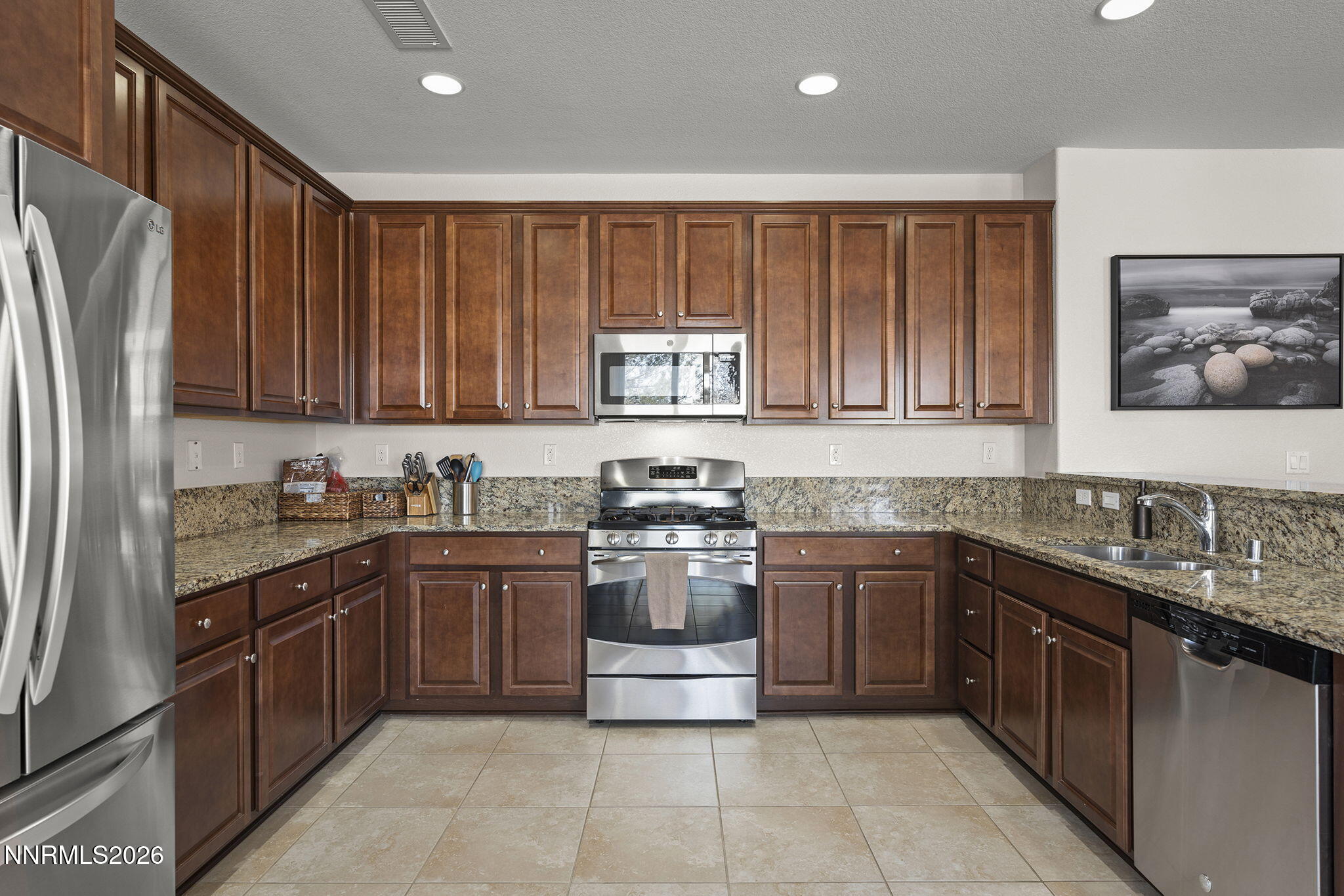 2201 Quailwood Drive Reno, NV 89521 - Photo 11 of 27 11-web-or-mls-_DSC4141