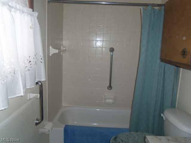 71025 Sharon Road Bridgeport, OH 43912 - Photo 5 of 6 Gallery Image 5