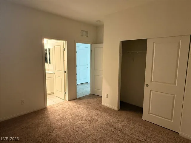 $2,800 | 5961 Brussels Street, Las Vegas, NV 89113