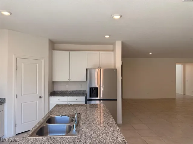 $2,800 | 5961 Brussels Street, Las Vegas, NV 89113