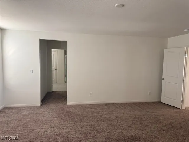 $2,800 | 5961 Brussels Street, Las Vegas, NV 89113