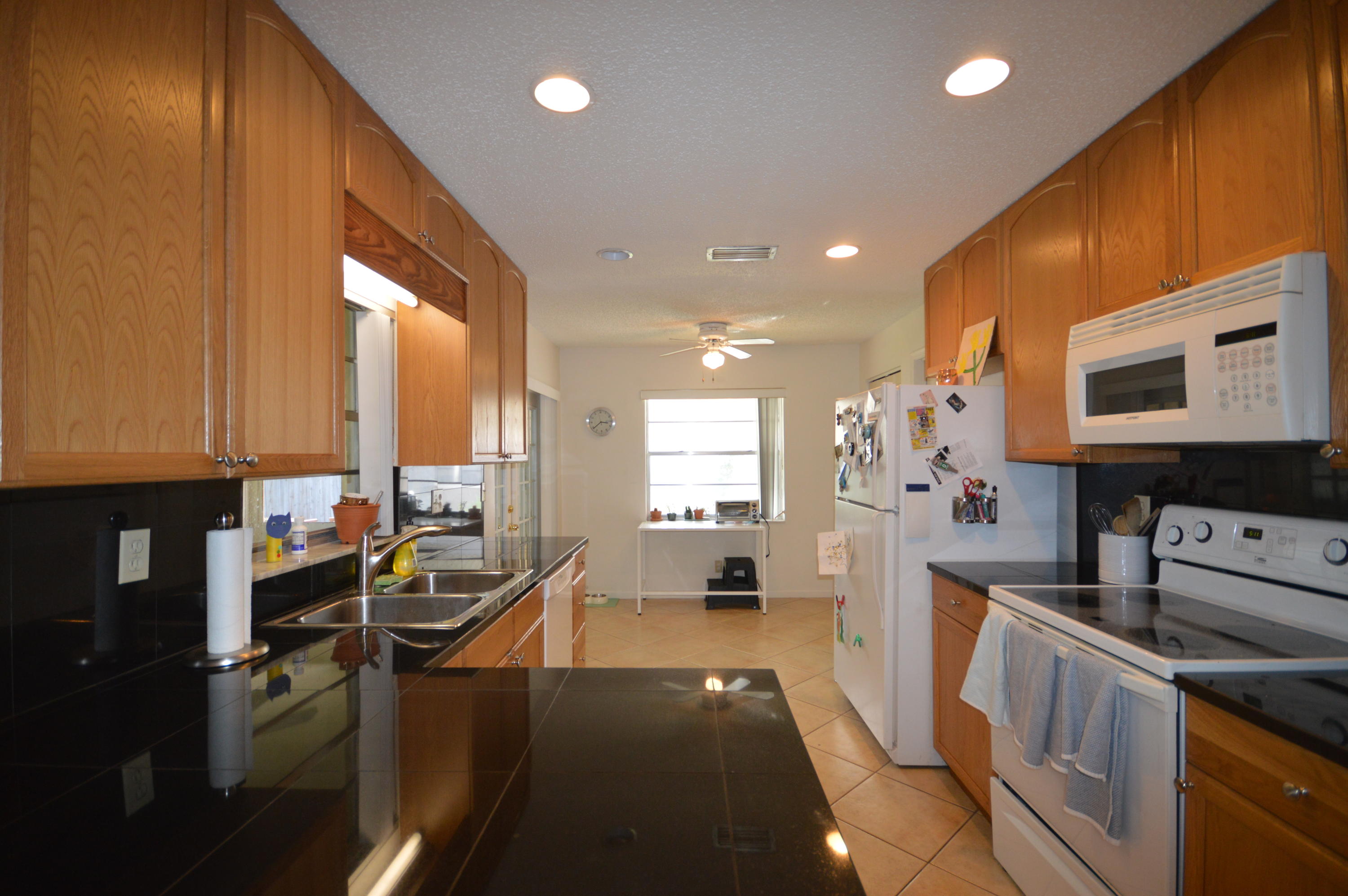 8868 Southwest 8th Street Boca Raton, FL 33433 - Photo 5 of 16 DSC_0829