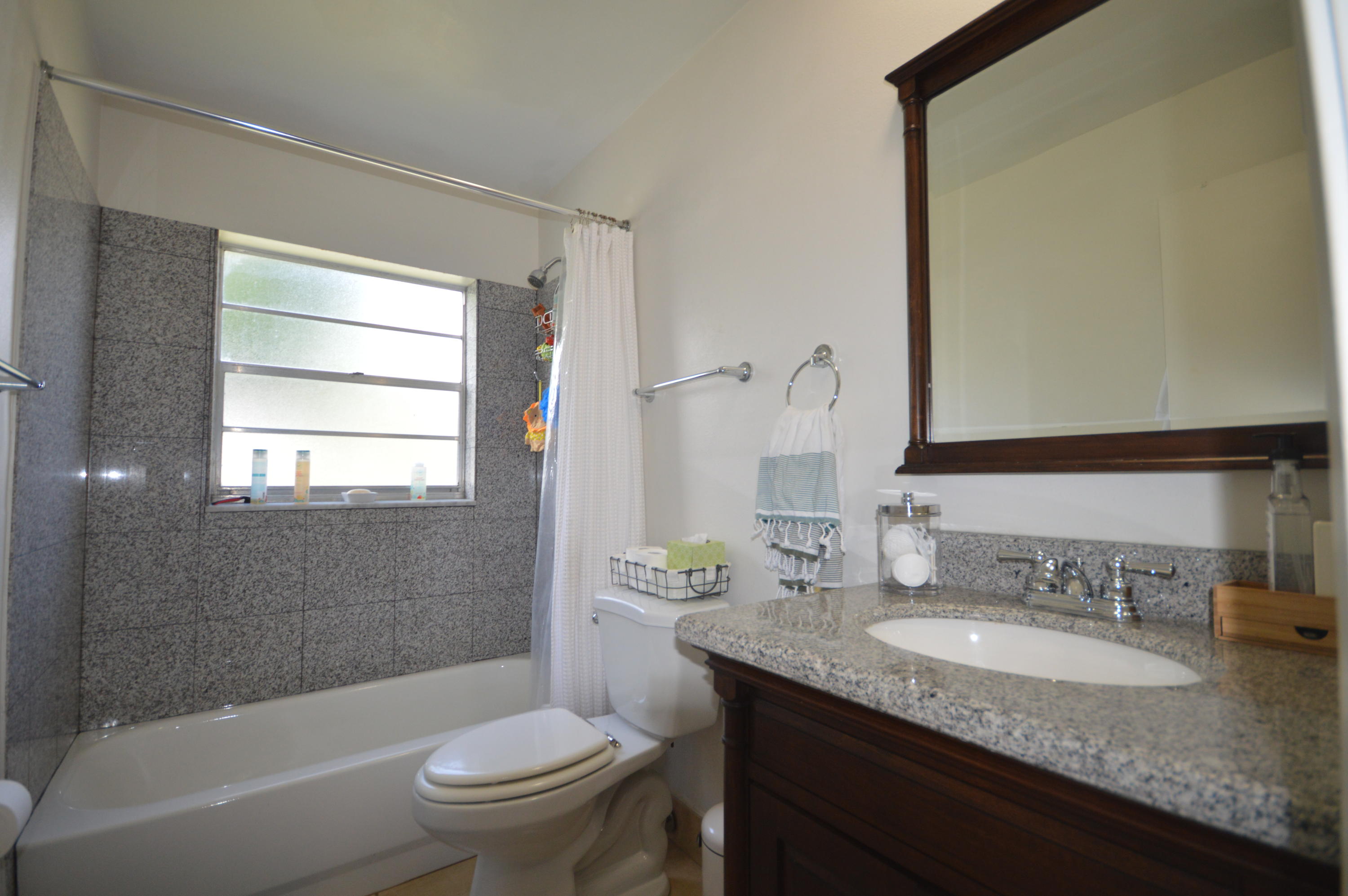8868 Southwest 8th Street Boca Raton, FL 33433 - Photo 9 of 16 DSC_0839