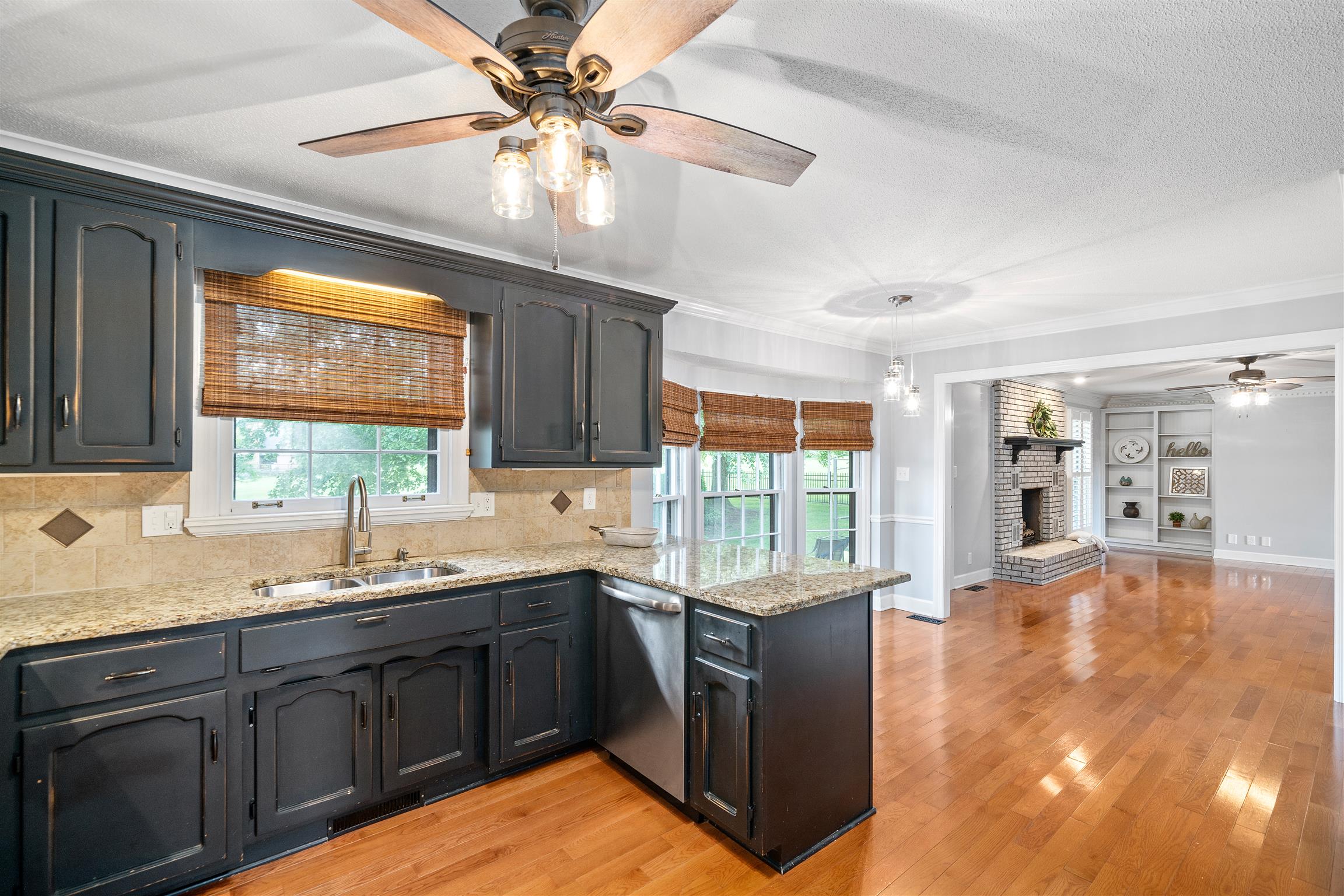 433 Stonemeadow Road Clarksville, TN 37043 - Photo 11 of 29 Gallery Image 11