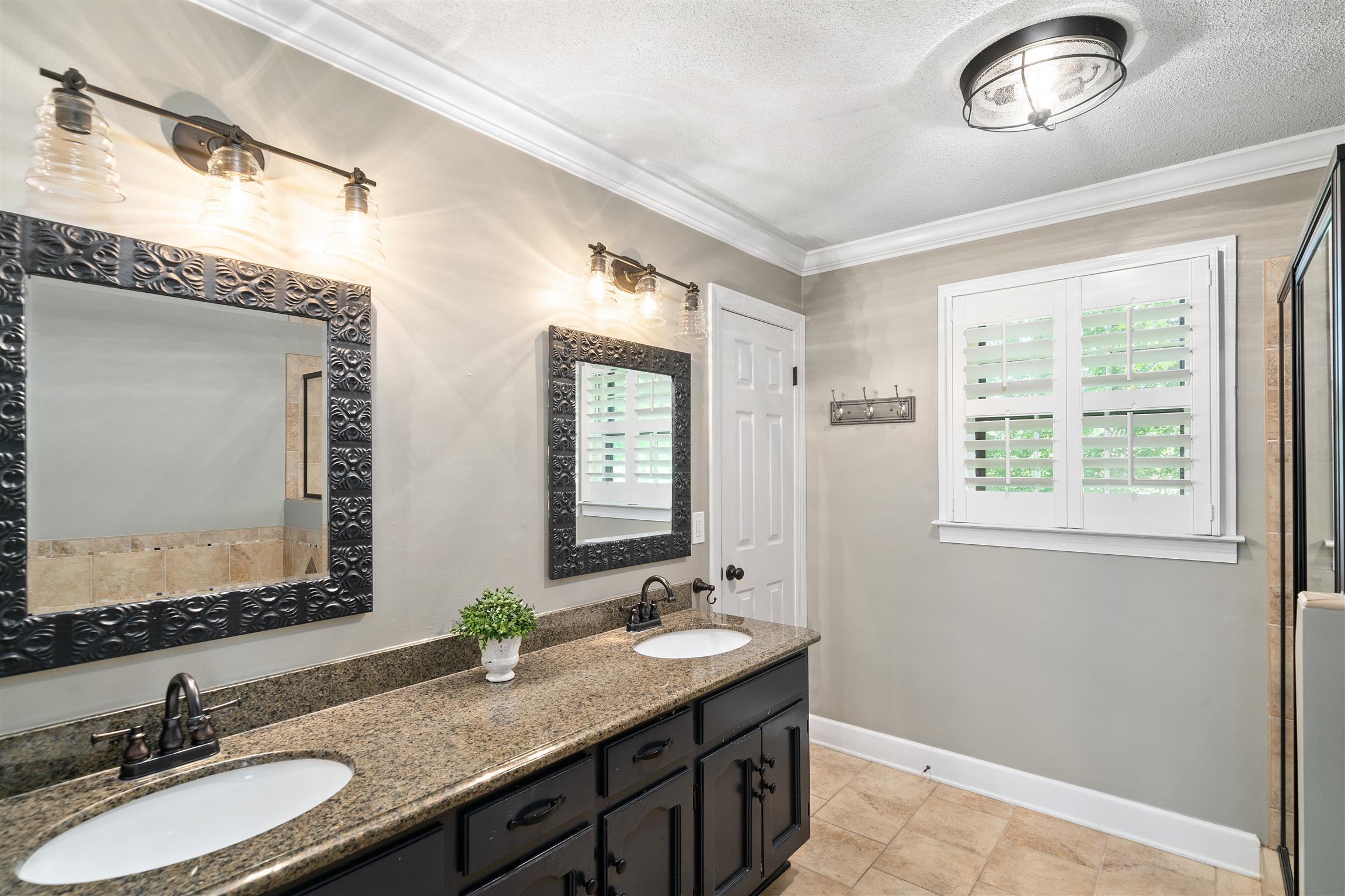 433 Stonemeadow Road Clarksville, TN 37043 - Photo 17 of 29 Gallery Image 17