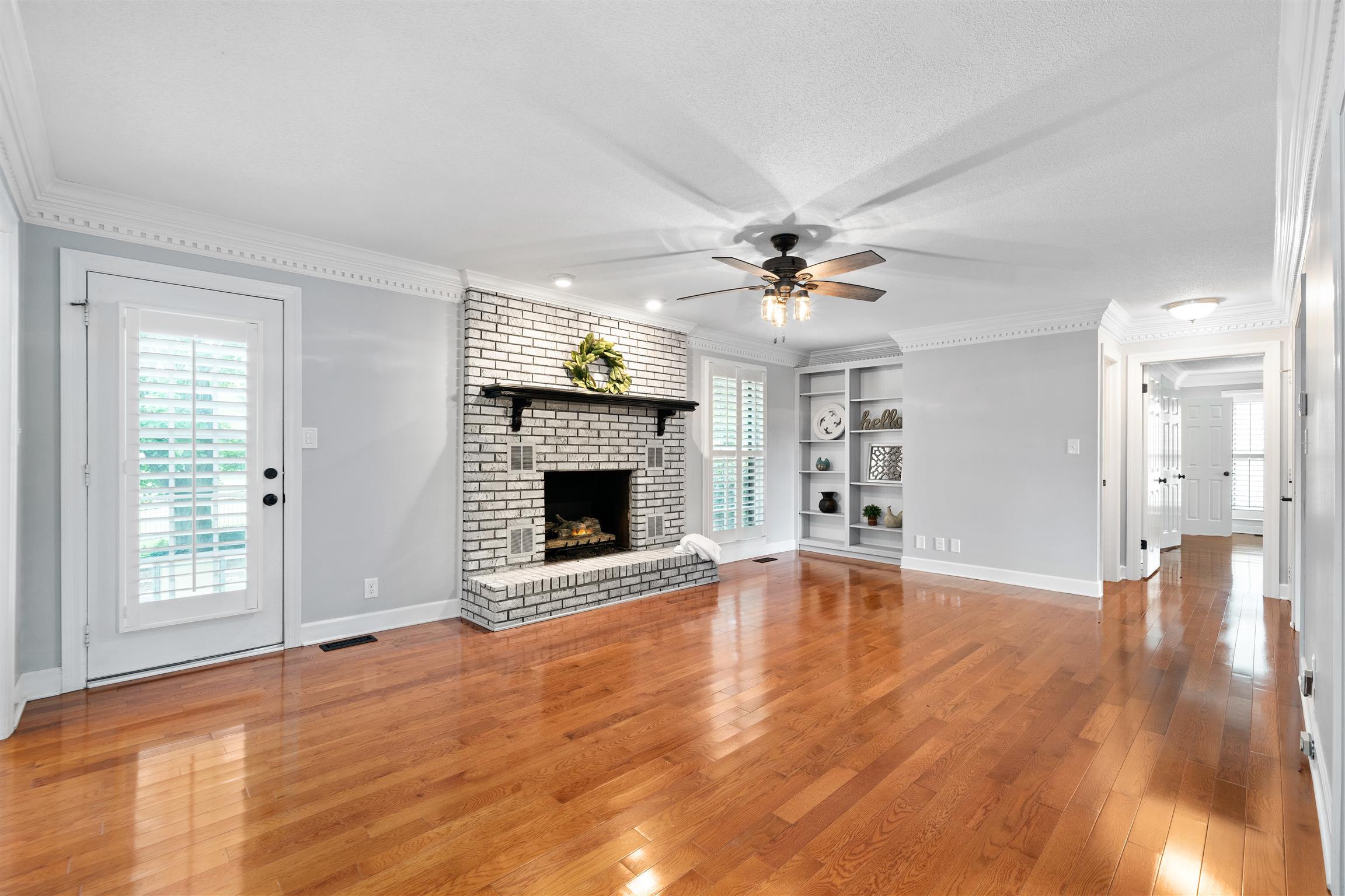 433 Stonemeadow Road Clarksville, TN 37043 - Photo 7 of 29 Gallery Image 7
