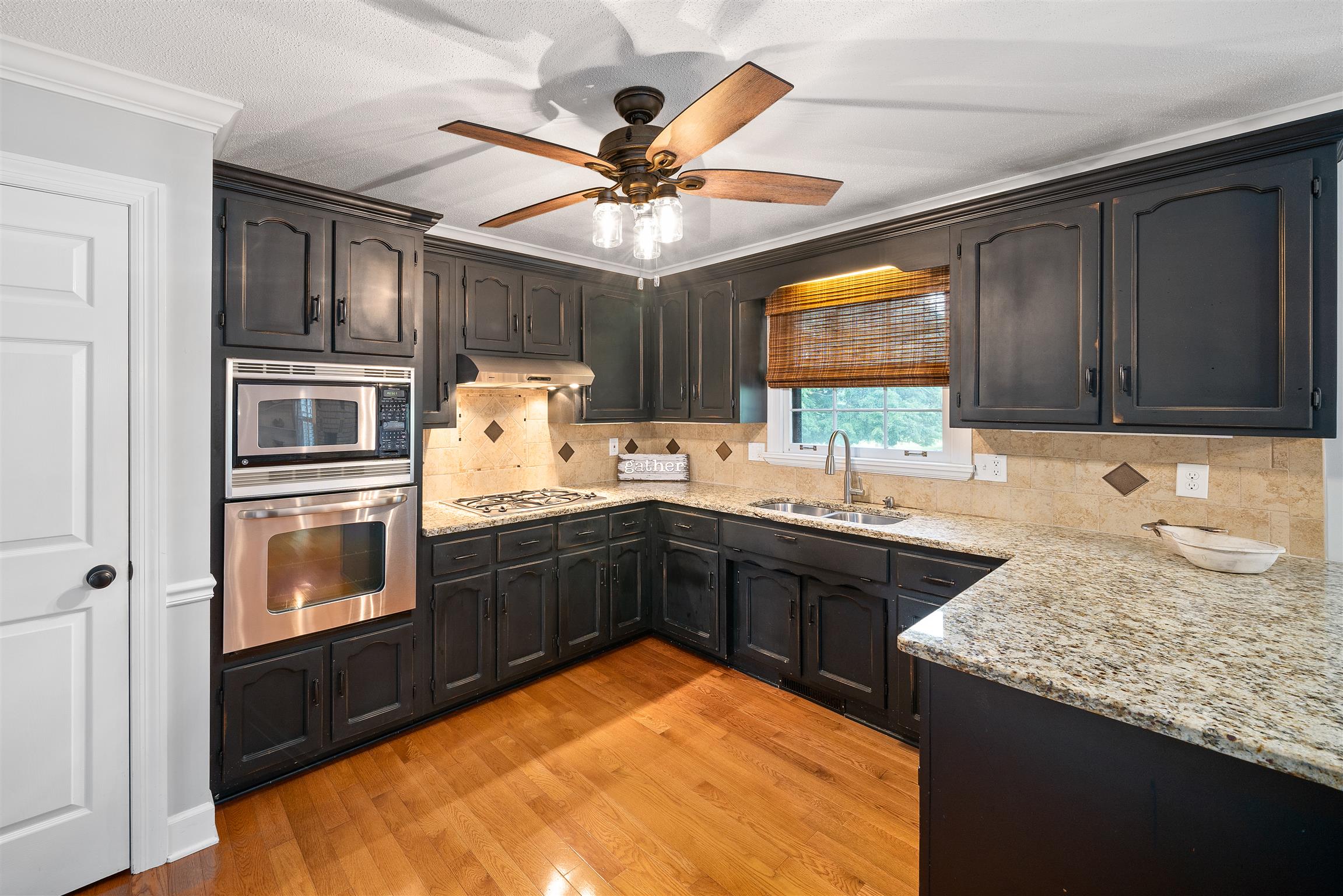 433 Stonemeadow Road Clarksville, TN 37043 - Photo 10 of 29 Gallery Image 10
