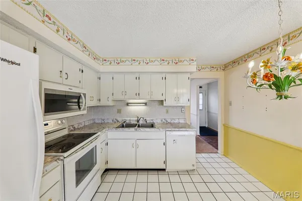 $170,000 | 2369 Hidden Meadow Lane, Ballwin, MO 63021