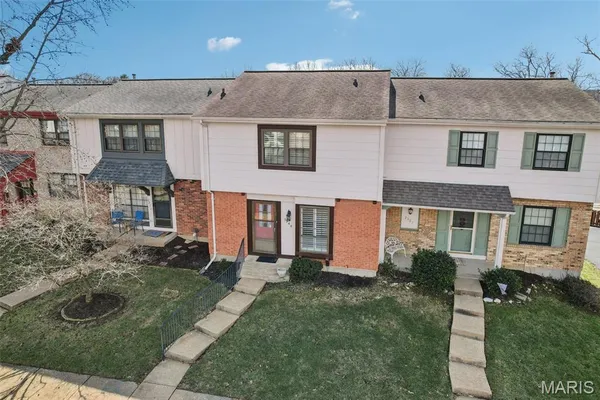 $170,000 | 2369 Hidden Meadow Lane, Ballwin, MO 63021