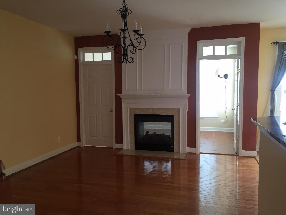 9261 Laurel Ridge Crossing Road Lorton, VA 22079 - Photo 13 of 27 Interior (General)