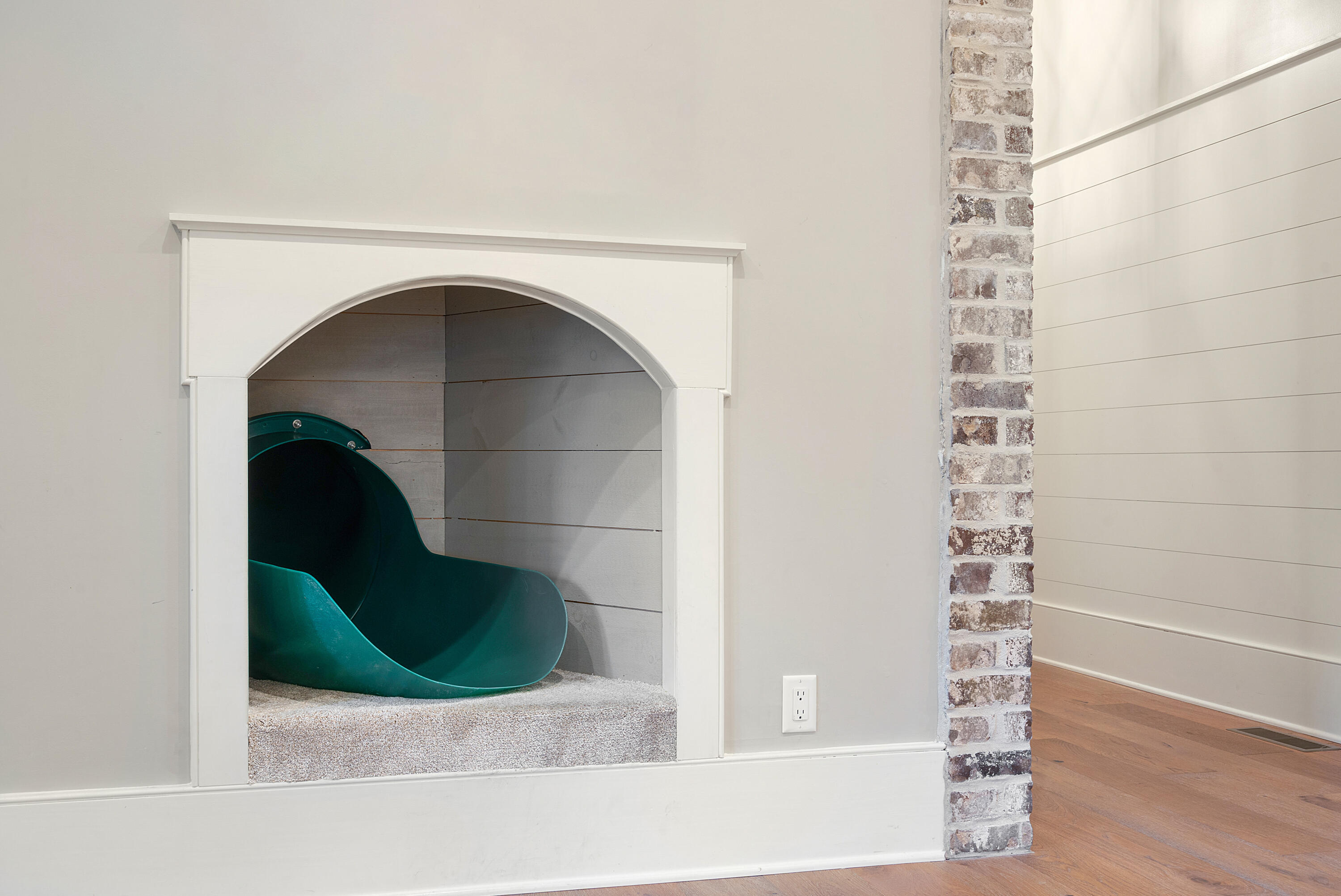 7468 Noah Reid Road Chattanooga, TN 37421 - Photo 28 of 146 16. Living Space - Slide