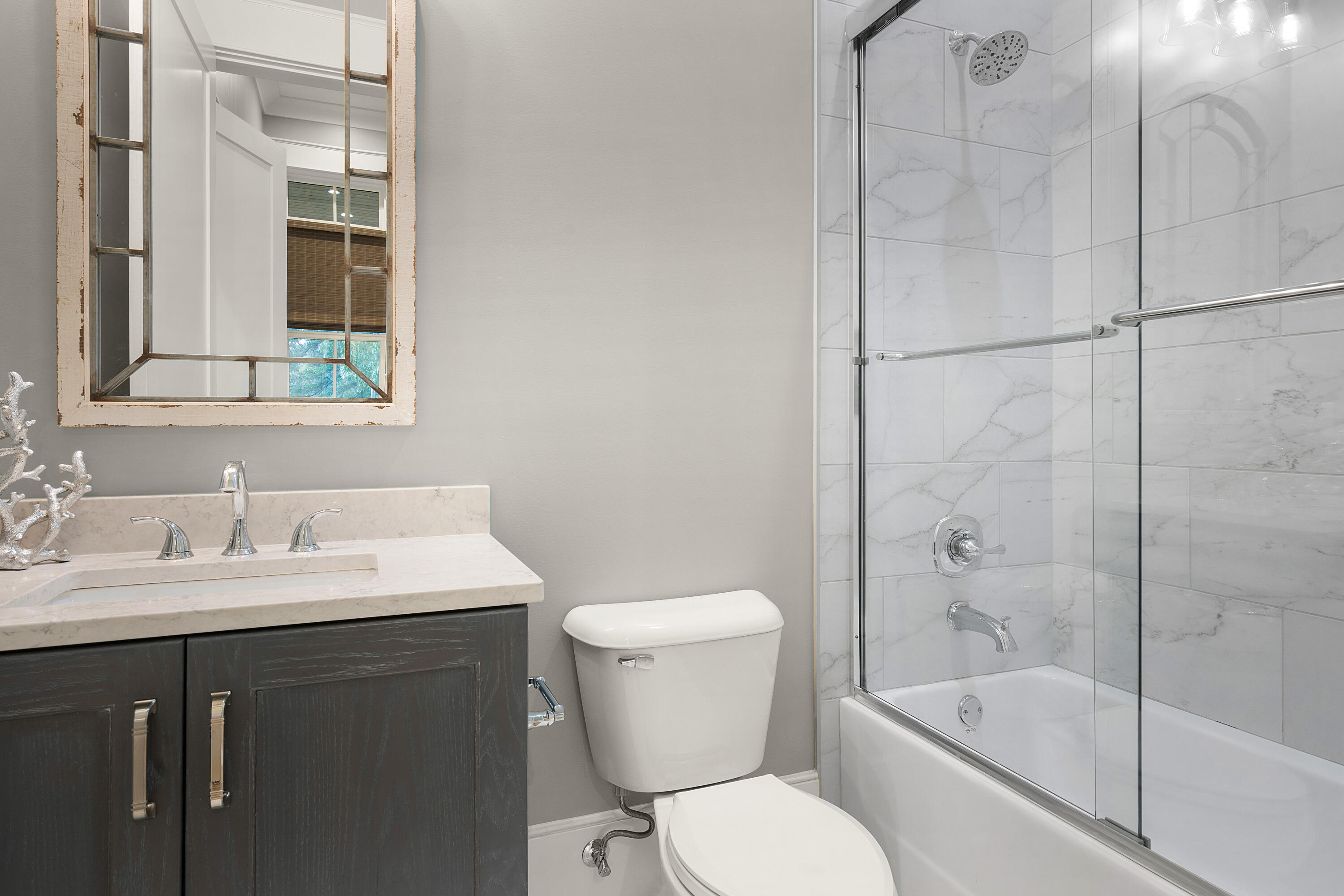 7468 Noah Reid Road Chattanooga, TN 37421 - Photo 51 of 146 38. Main Level Guest Bath