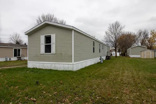 $79,900 | 111 Newton Street, Mankato, MN 56001