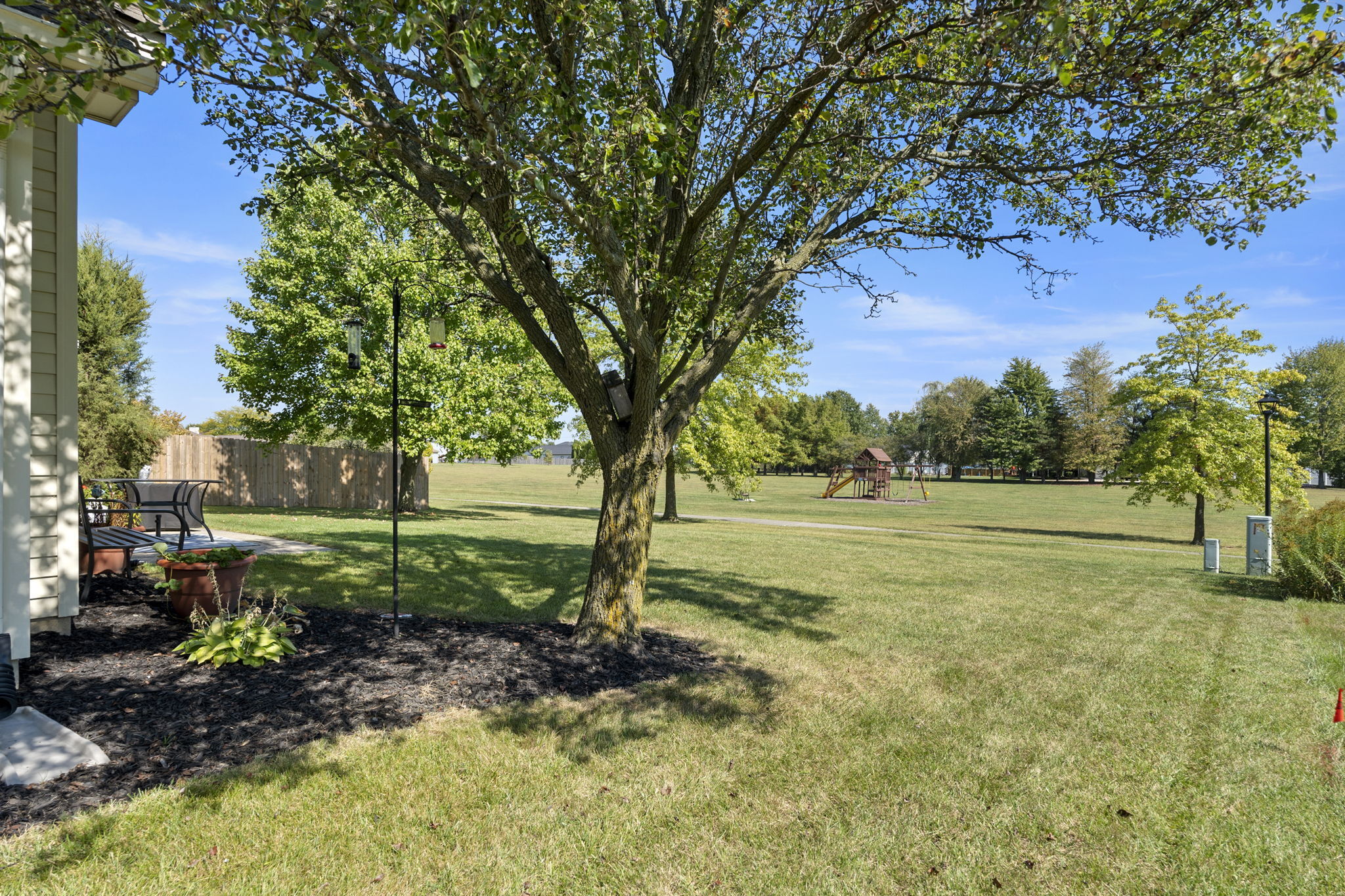 909 Autumn Ridge Lane Fort Wayne, IN 46804 - Photo 4 of 28 Gallery Image 4