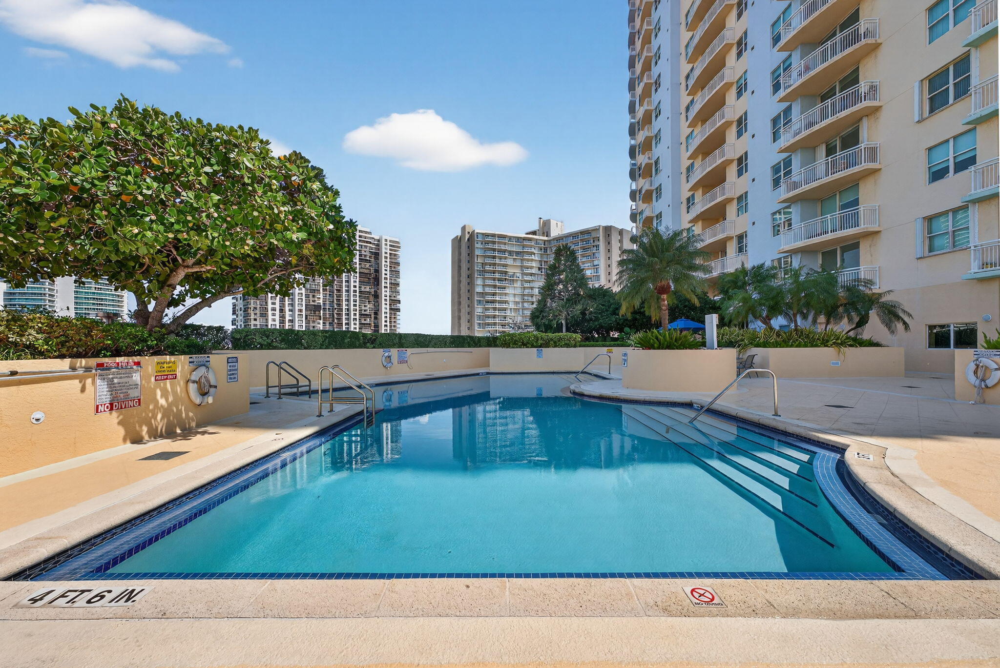 2475 Brickell Avenue, Unit 2501 Miami, FL 33129 - Photo 13 of 18 22-web-or-mls-DSC00830