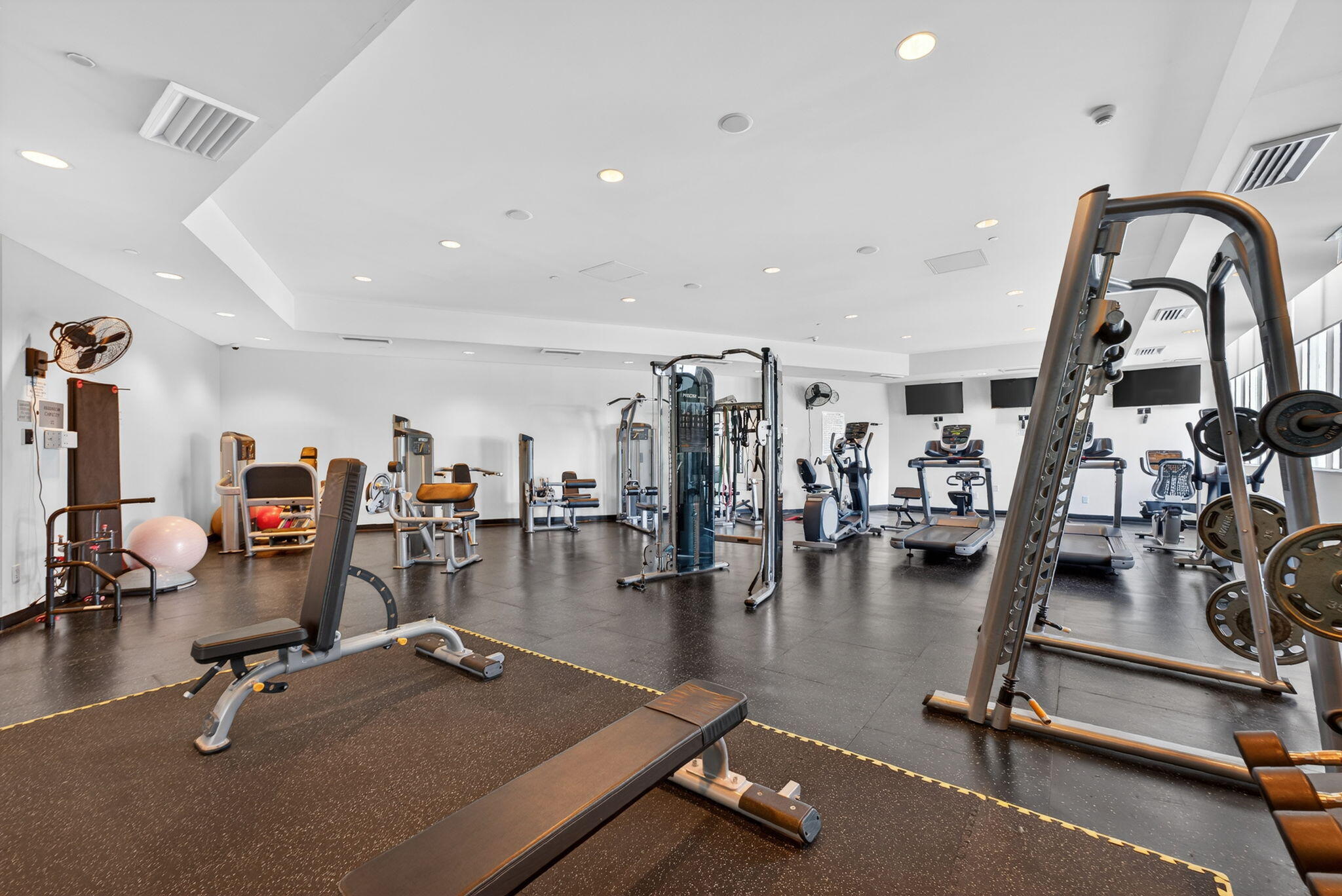 2475 Brickell Avenue, Unit 2501 Miami, FL 33129 - Photo 16 of 18 21-web-or-mls-DSC00800