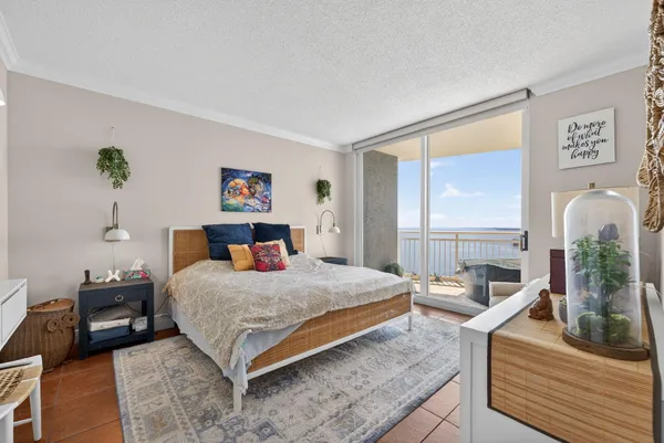 $3,200 | 2475 Brickell Avenue, Unit 2501, Miami, FL 33129