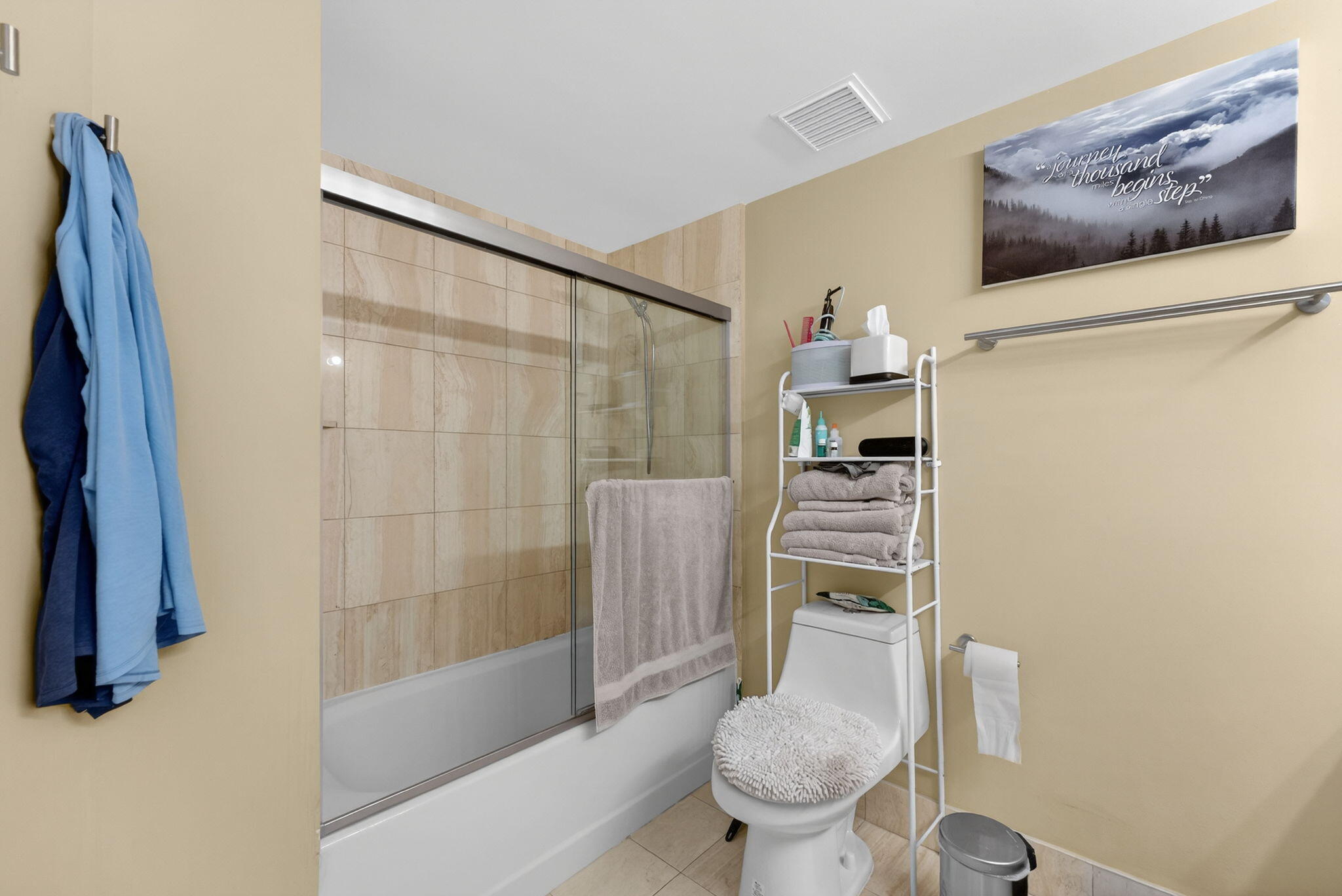 2475 Brickell Avenue, Unit 2501 Miami, FL 33129 - Photo 9 of 18 15-web-or-mls-DSC00741
