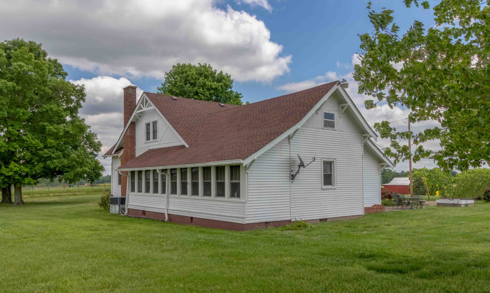 1780 Hickory Point Road Clarksville, TN 37043 - Photo 18 of 50 a view of a house with a yard
