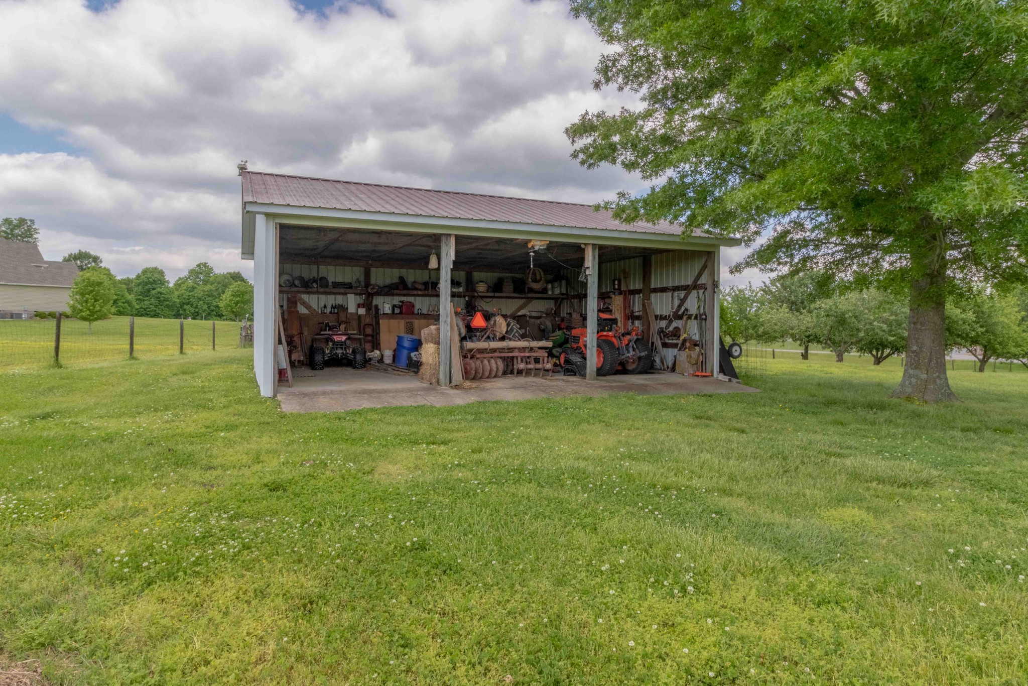 1780 Hickory Point Road Clarksville, TN 37043 - Photo 20 of 50 a view of a house with a yard