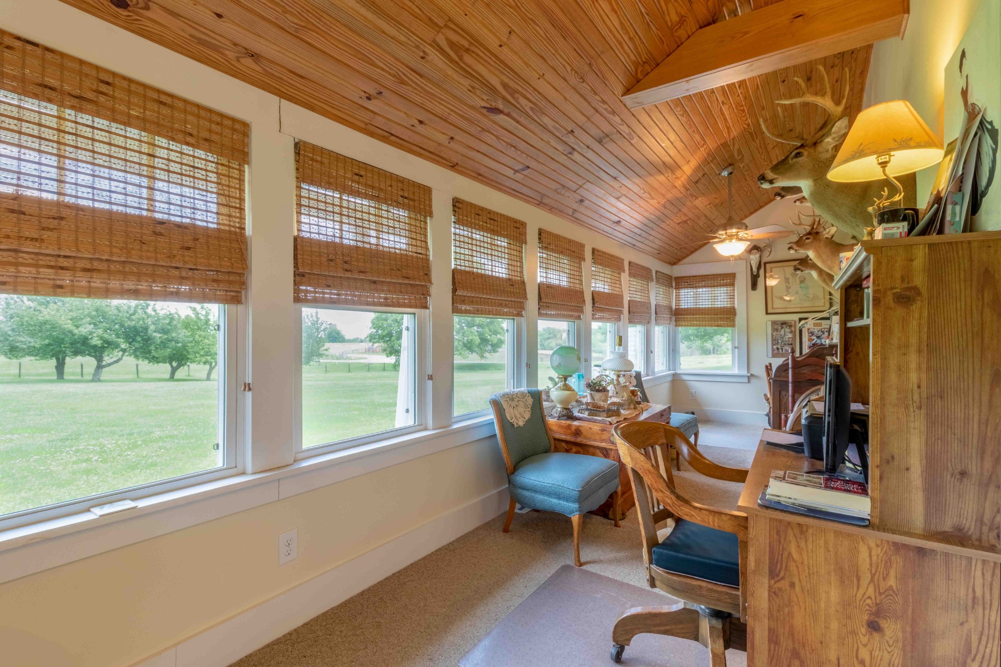 1780 Hickory Point Road Clarksville, TN 37043 - Photo 49 of 50 a room with furniture and a large window