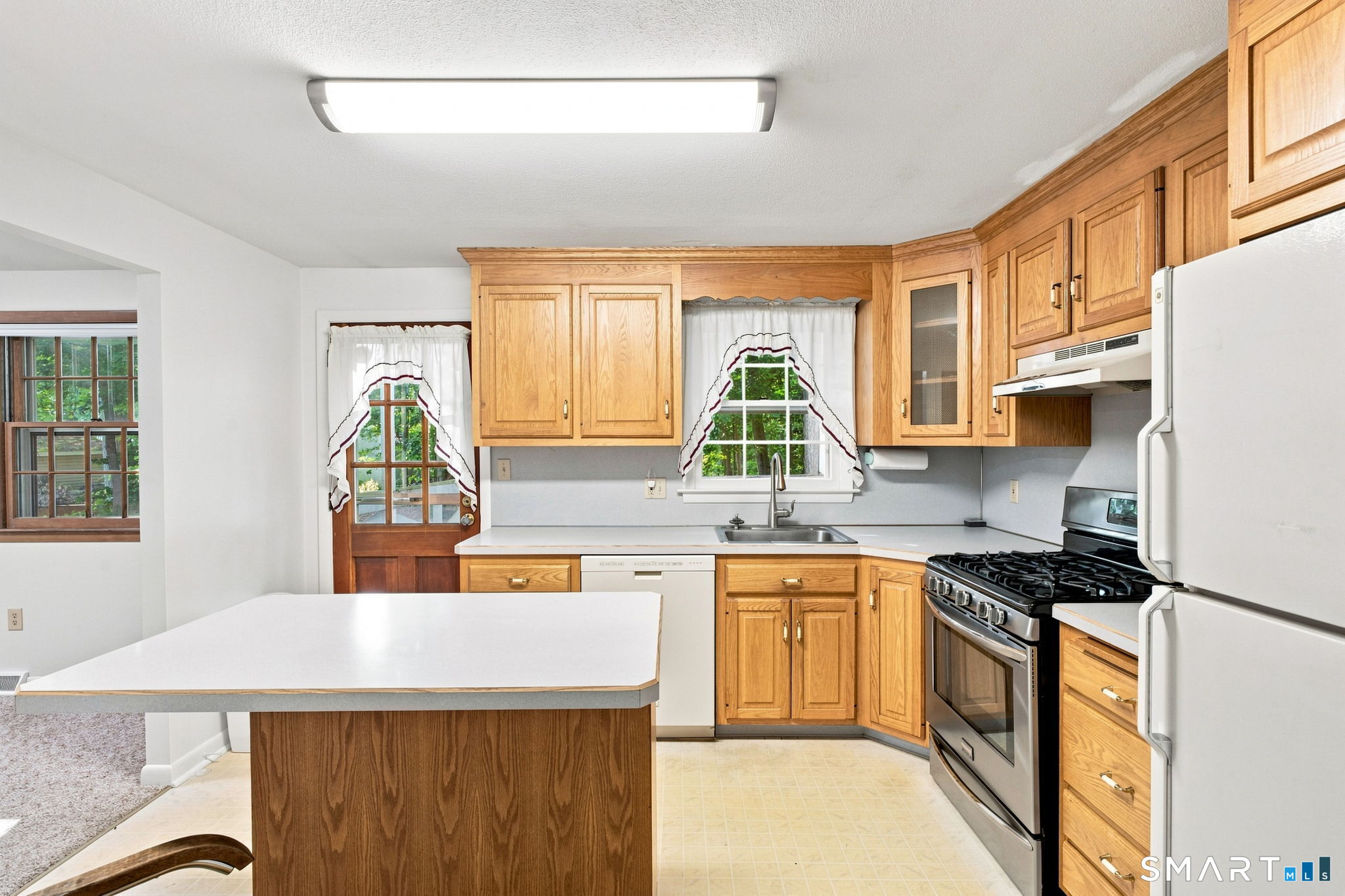 21 Knollwood Road Southington, CT 06489 - Photo 12 of 35 Gallery Image 12