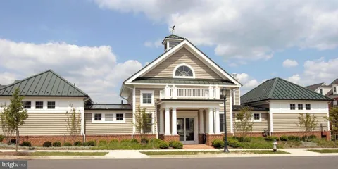 $415,000 | 404 King Farm Boulevard, Unit 40406, Rockville, MD 20850