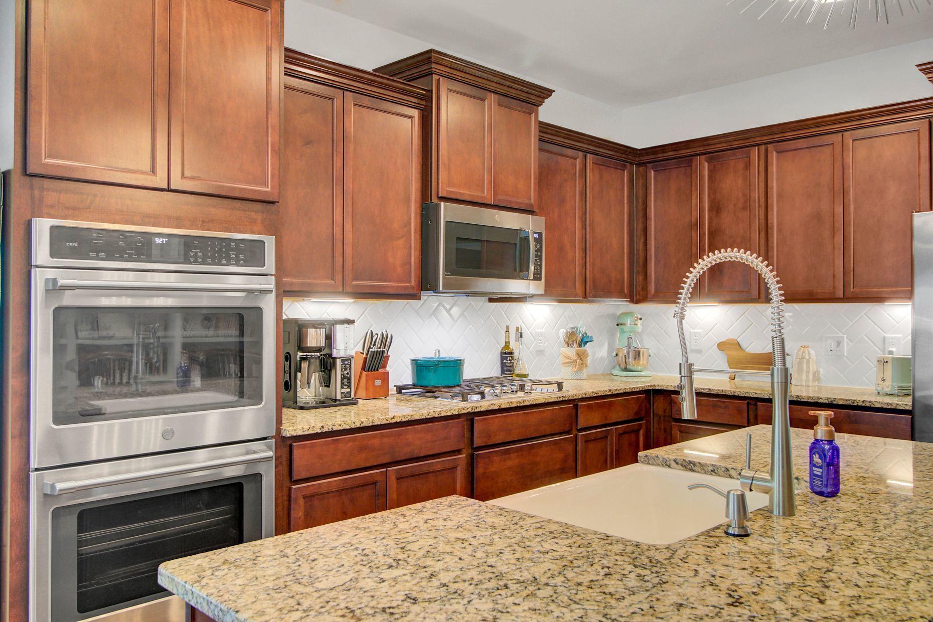 201 Saxony Loop Summerville, SC 29486 - Photo 21 of 58 Kitchen